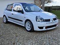 championship-winning-race-clio