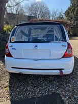 championship-winning-race-clio