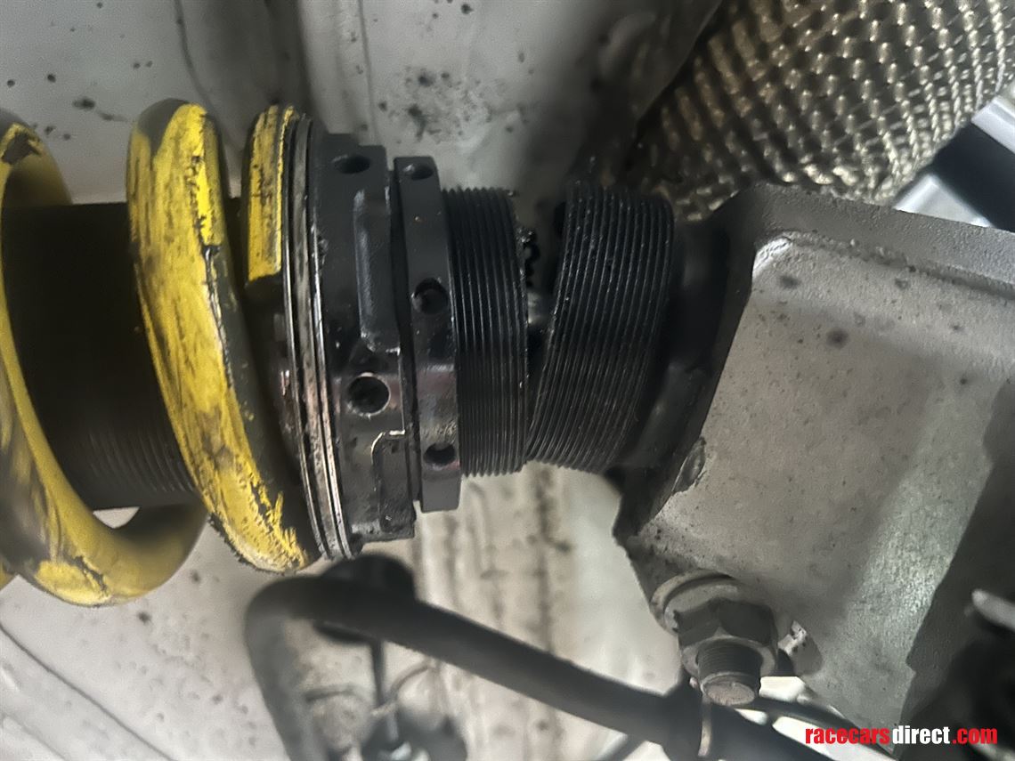 porsche-cayman-gt4-my2019-crash-damaged