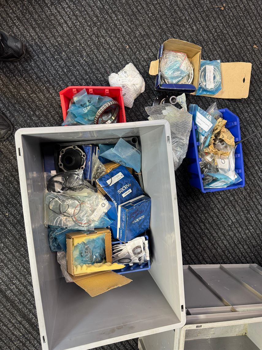 audi-rs3-tcr-gen1---sequential-gearbox-racing