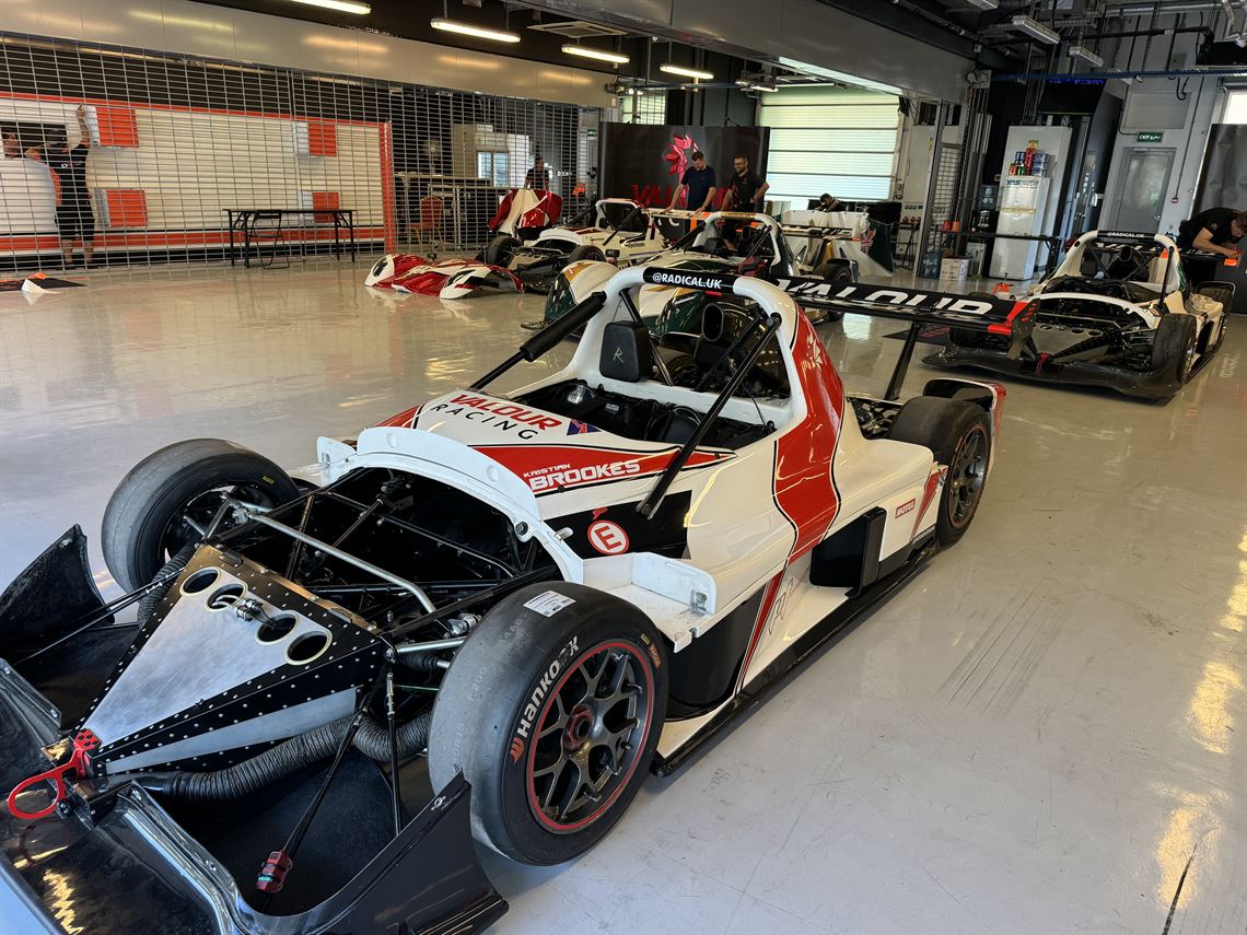 Racecarsdirect.com - Radical SR3 XXR 1500 High Spec