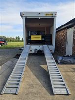 motorhome-and-trailer-rig