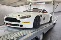 aston-martin-gt-4-ready-for-race