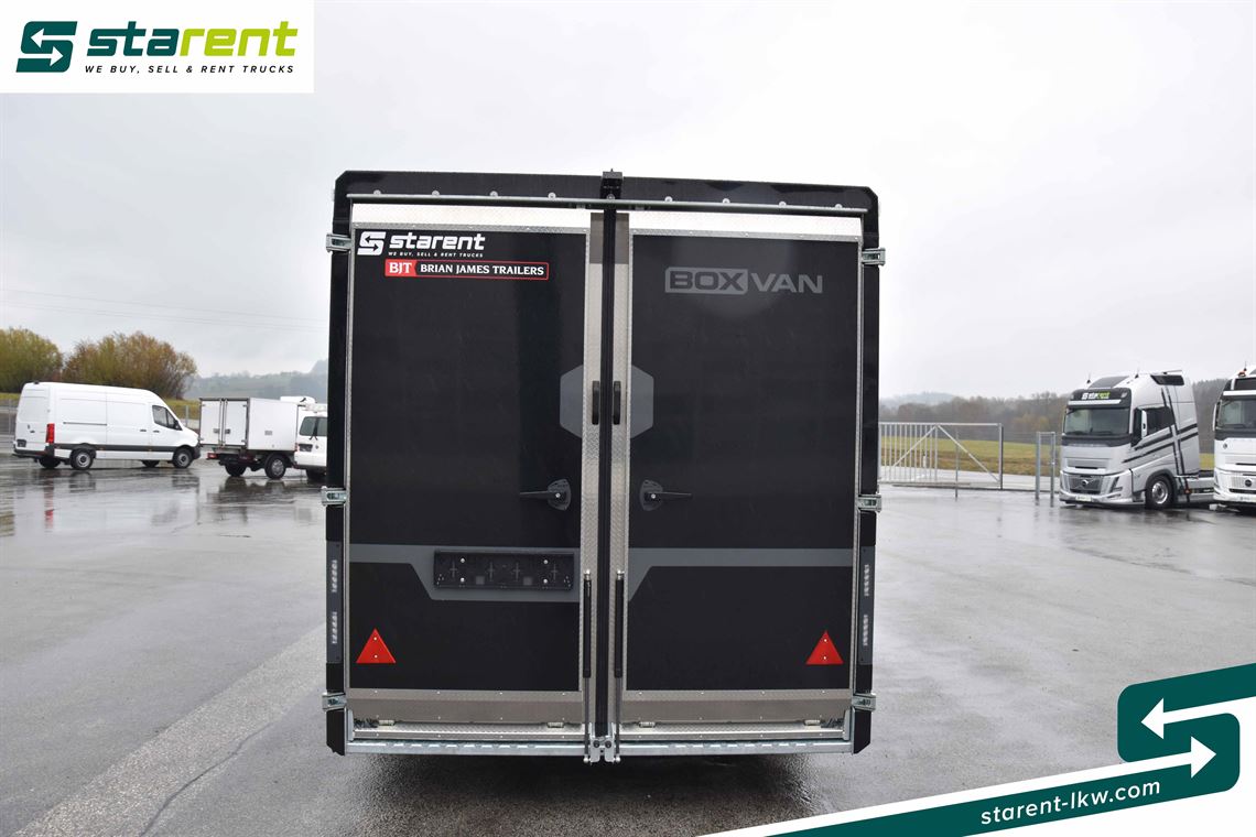 bjt-box-van-600-with-rear-view-camera-led-lig