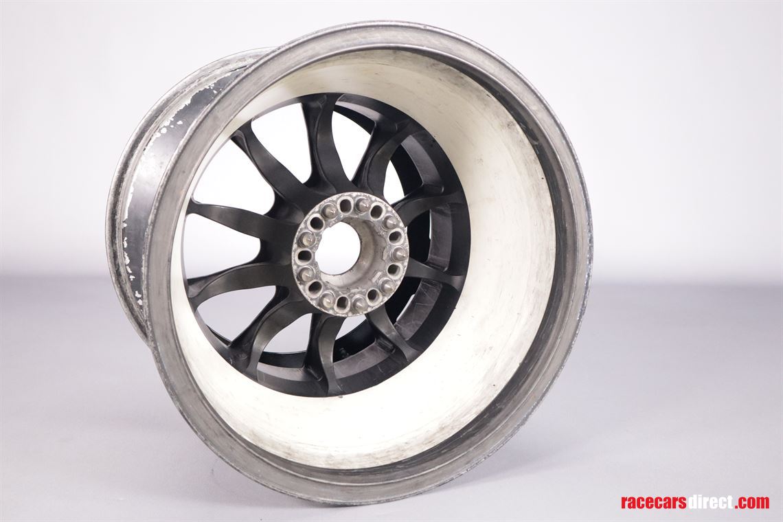 Racecarsdirect.com - Audi R18 LMP Rear Wheel 13x18 Year 2016