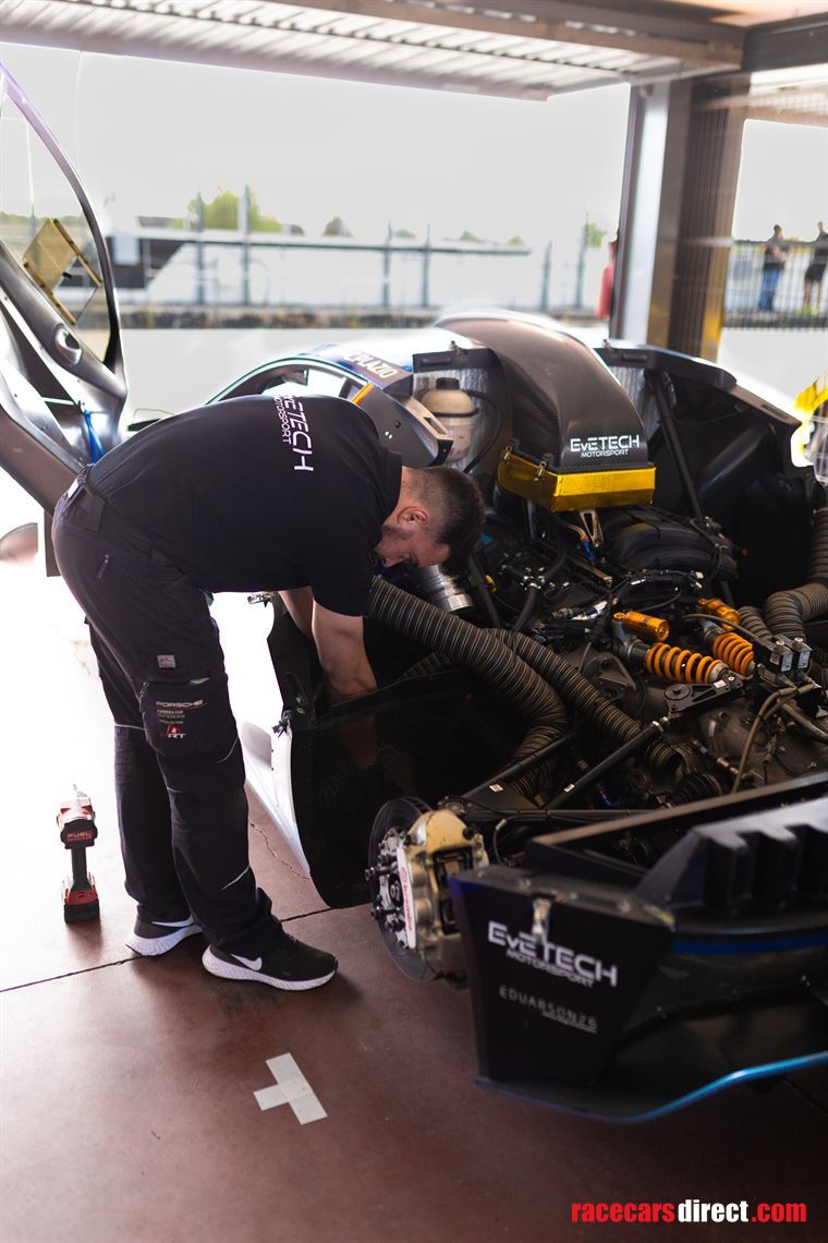 Racecarsdirect.com - 2019 Ligier JS2-R