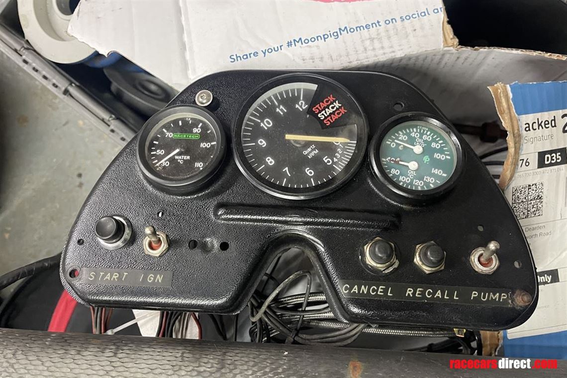 Racecarsdirect.com - Stack Rev Counter & Dashboard