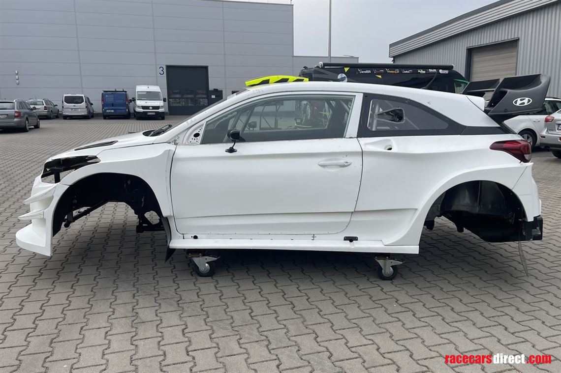 hyundai-i20-coupe-proto-wrc-full-bodyshell--