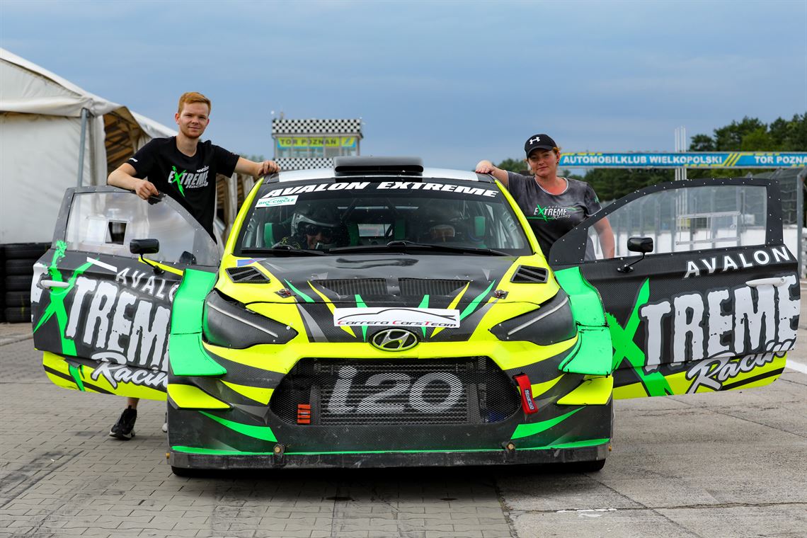 hyundai-i20-coupe-proto-wrc-full-bodyshell--