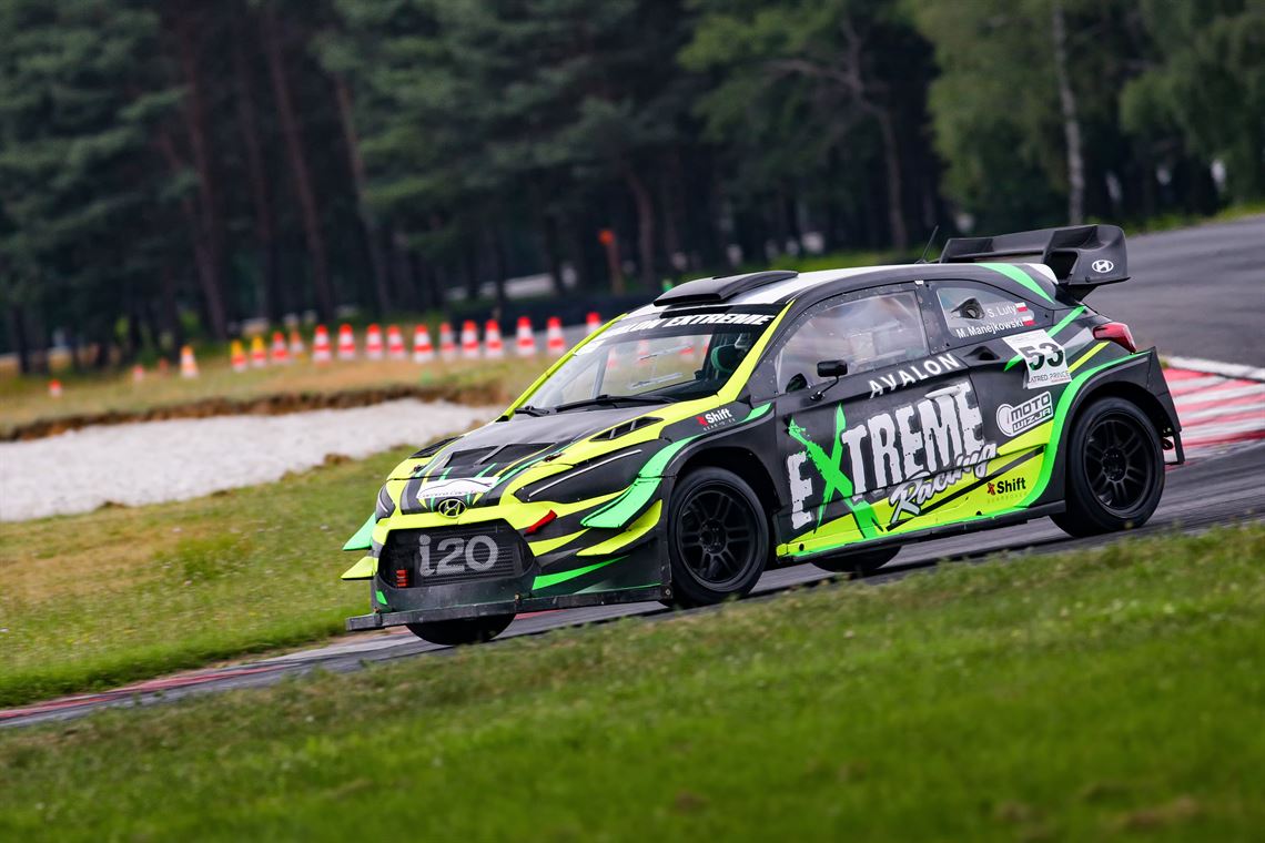 hyundai-i20-coupe-proto-wrc-full-bodyshell--