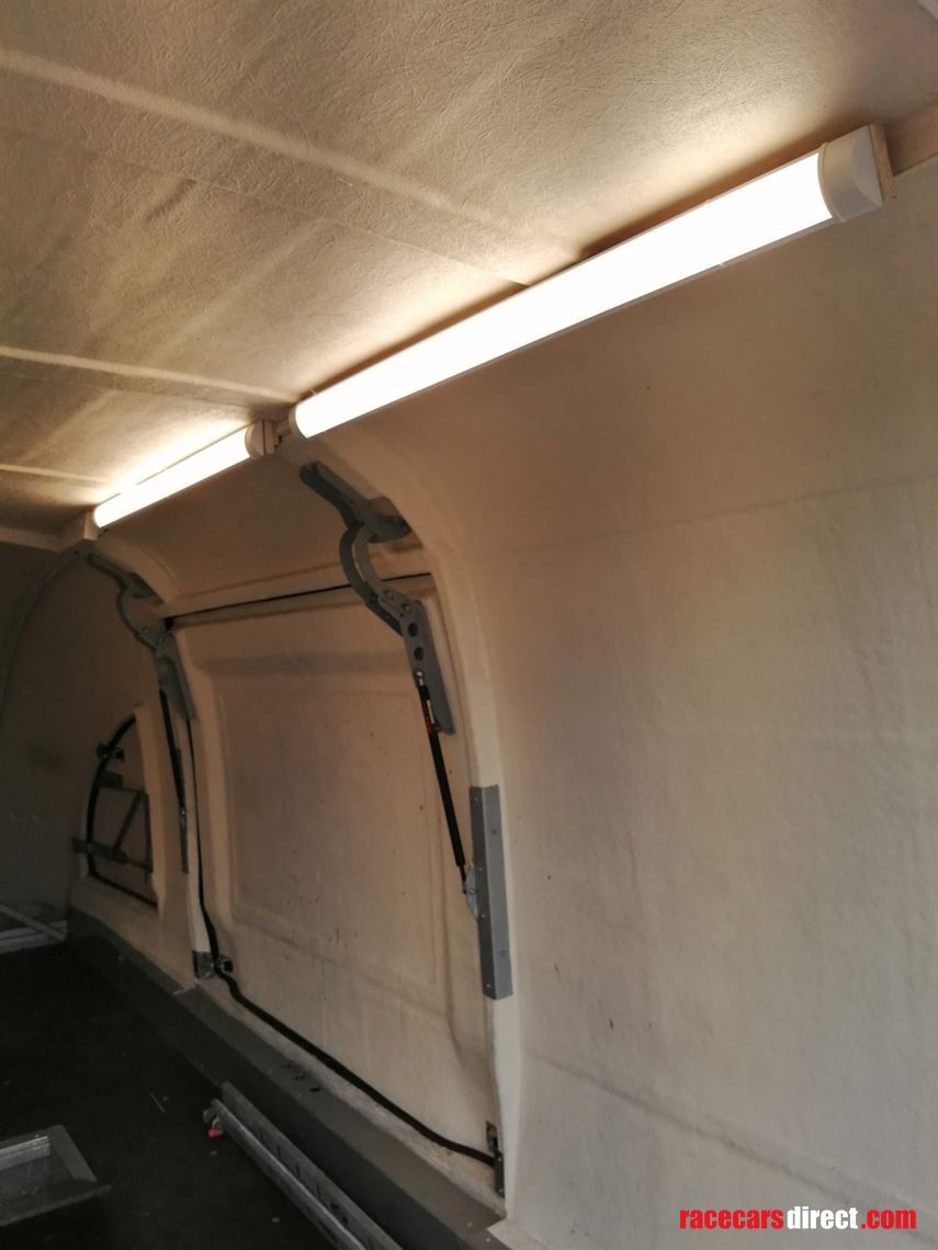 woodford-race-car-trailer