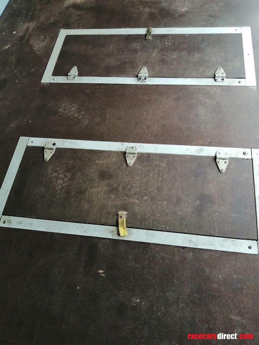 woodford-race-car-trailer