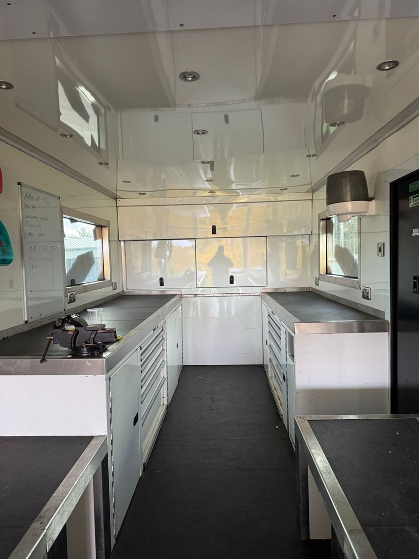 hopkins-2-car-trailer-with-tail-lift