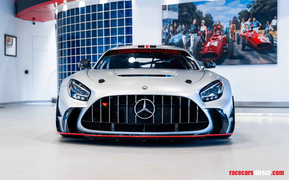 mercedes-benz-amg-gt-track-series