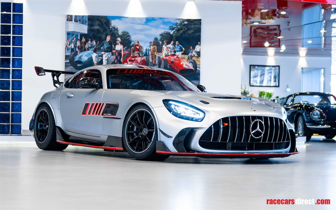 mercedes-benz-amg-gt-track-series