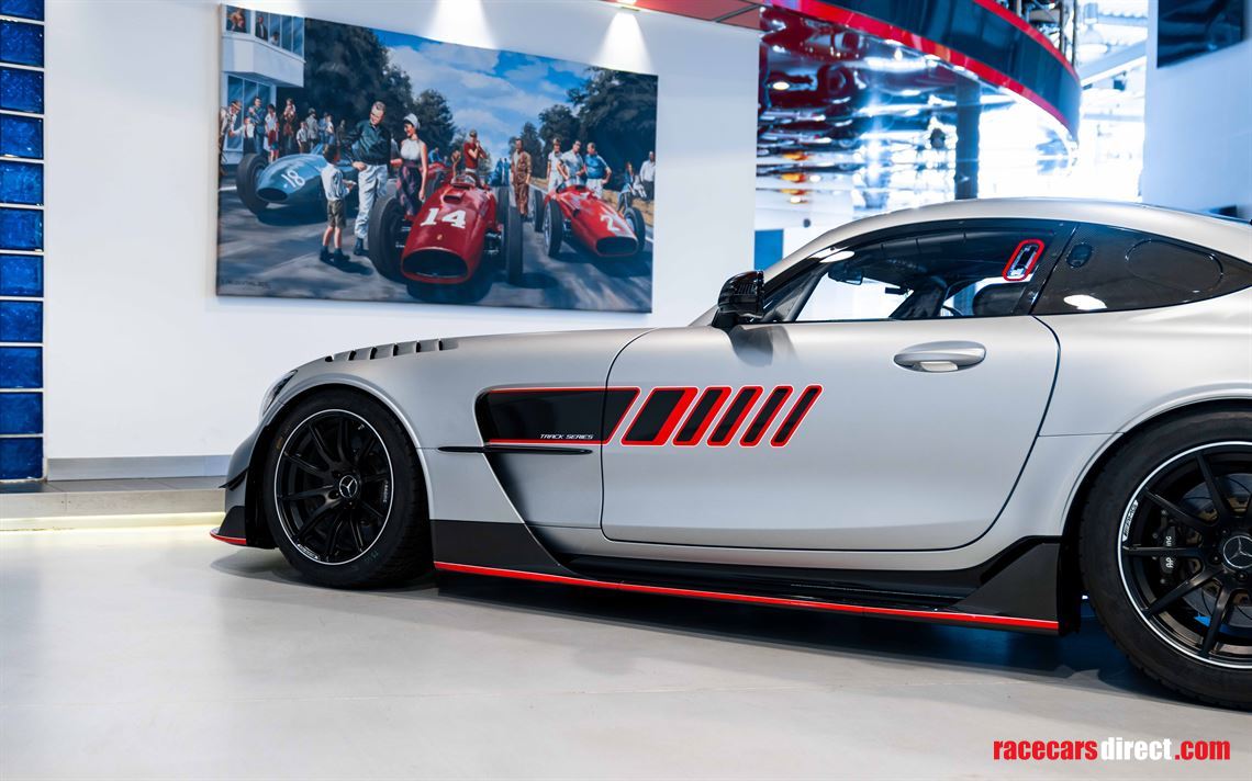 mercedes-benz-amg-gt-track-series