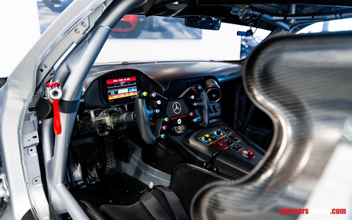 mercedes-benz-amg-gt-track-series
