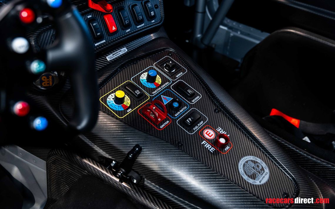 mercedes-benz-amg-gt-track-series