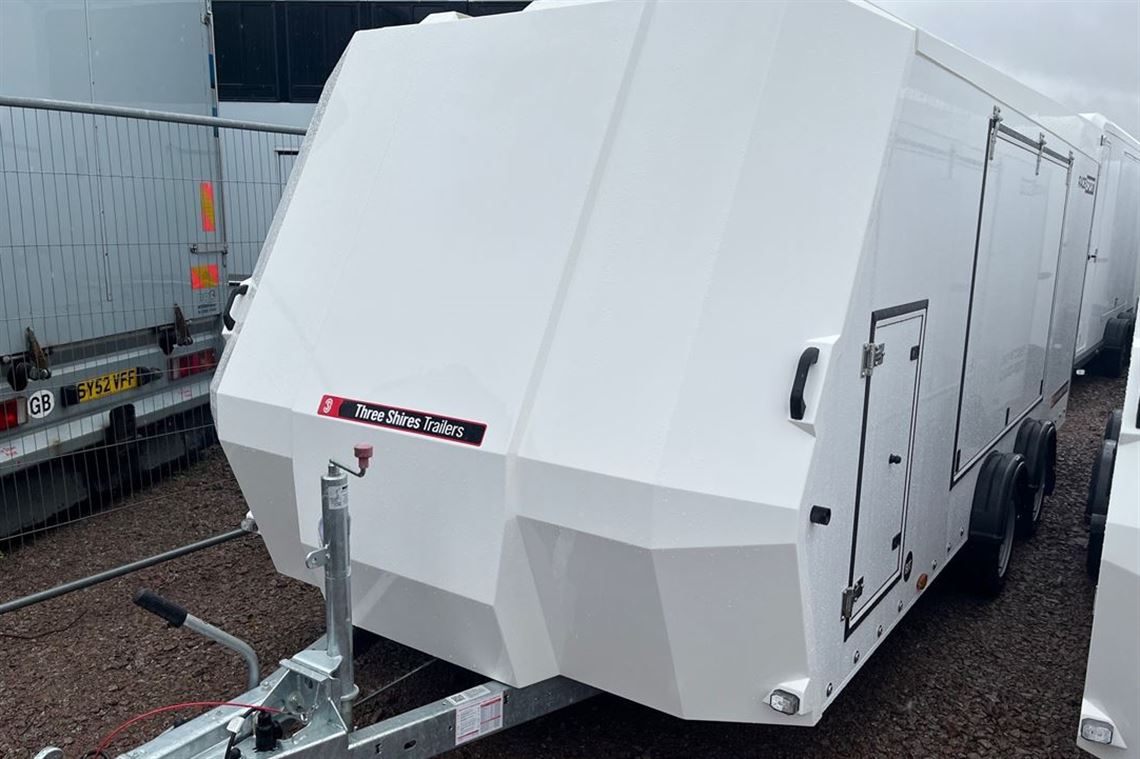 brian-james-trailers-race-sport-2025