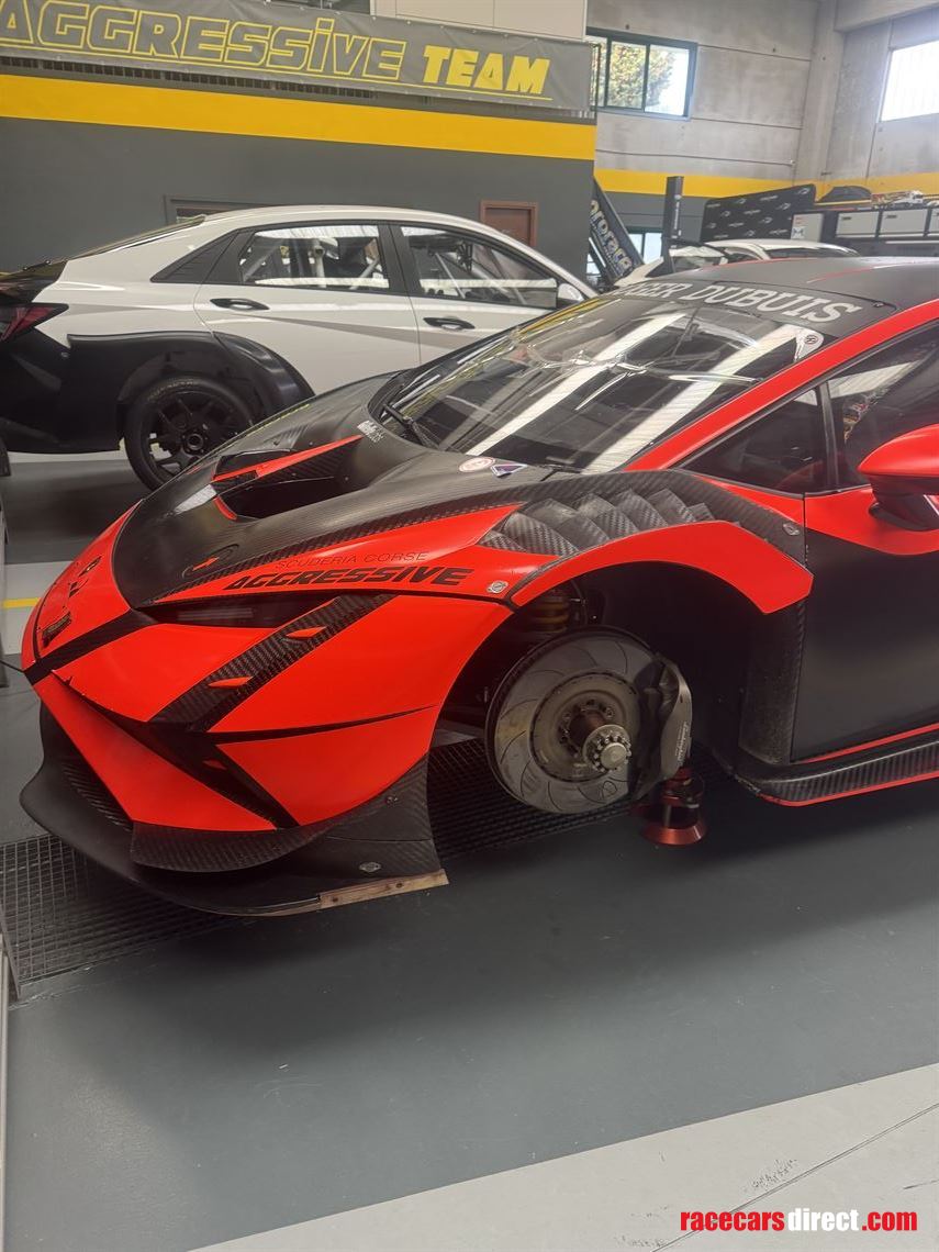 lamborghini-huracan-super-trofeo-evo-2