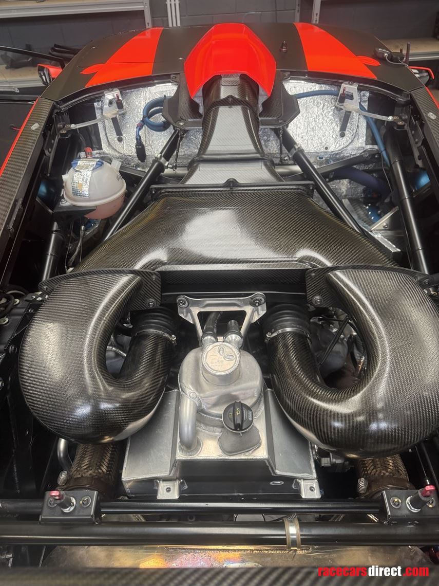 lamborghini-huracan-super-trofeo-evo-2