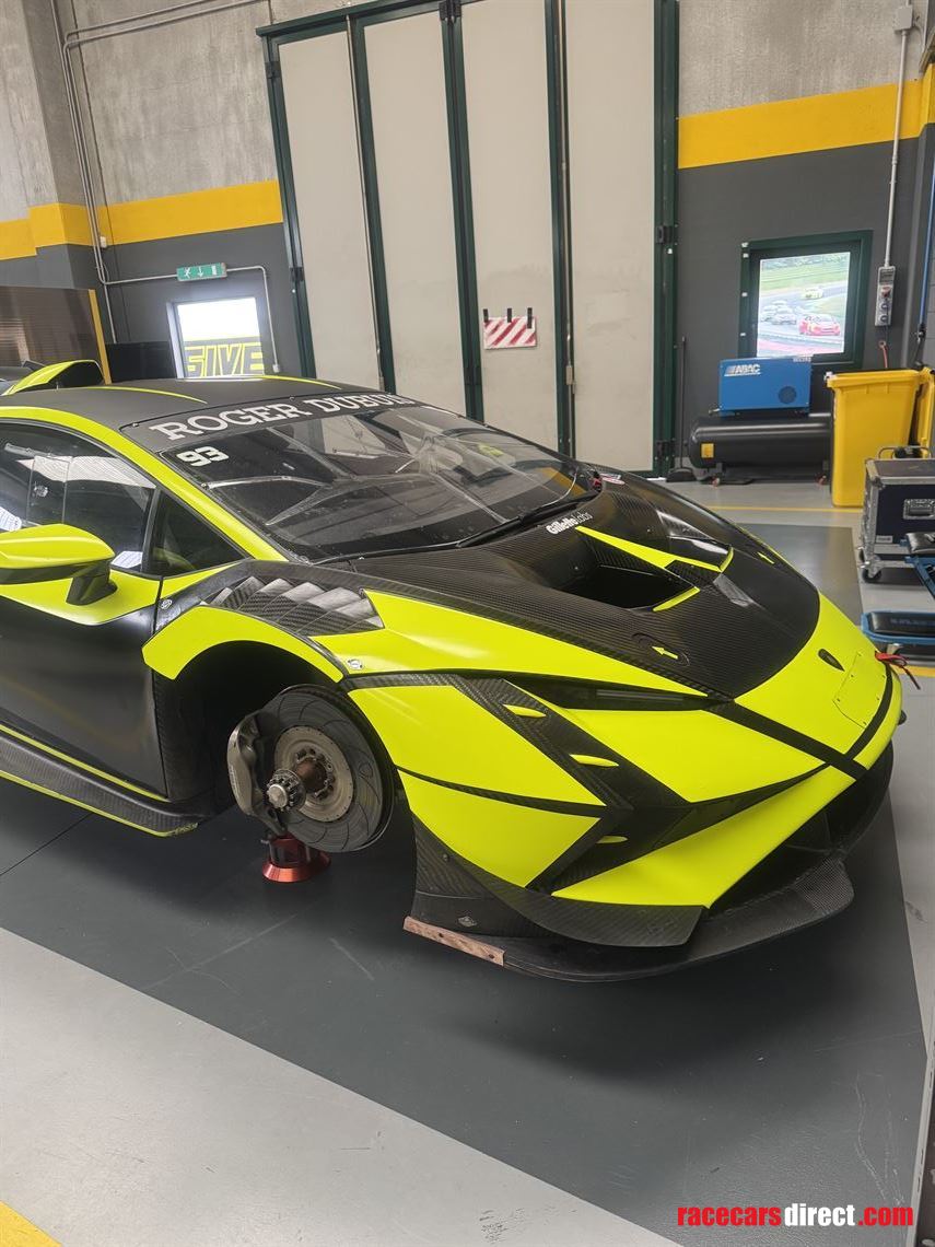 lamborghini-huracan-super-trofeo-evo-2
