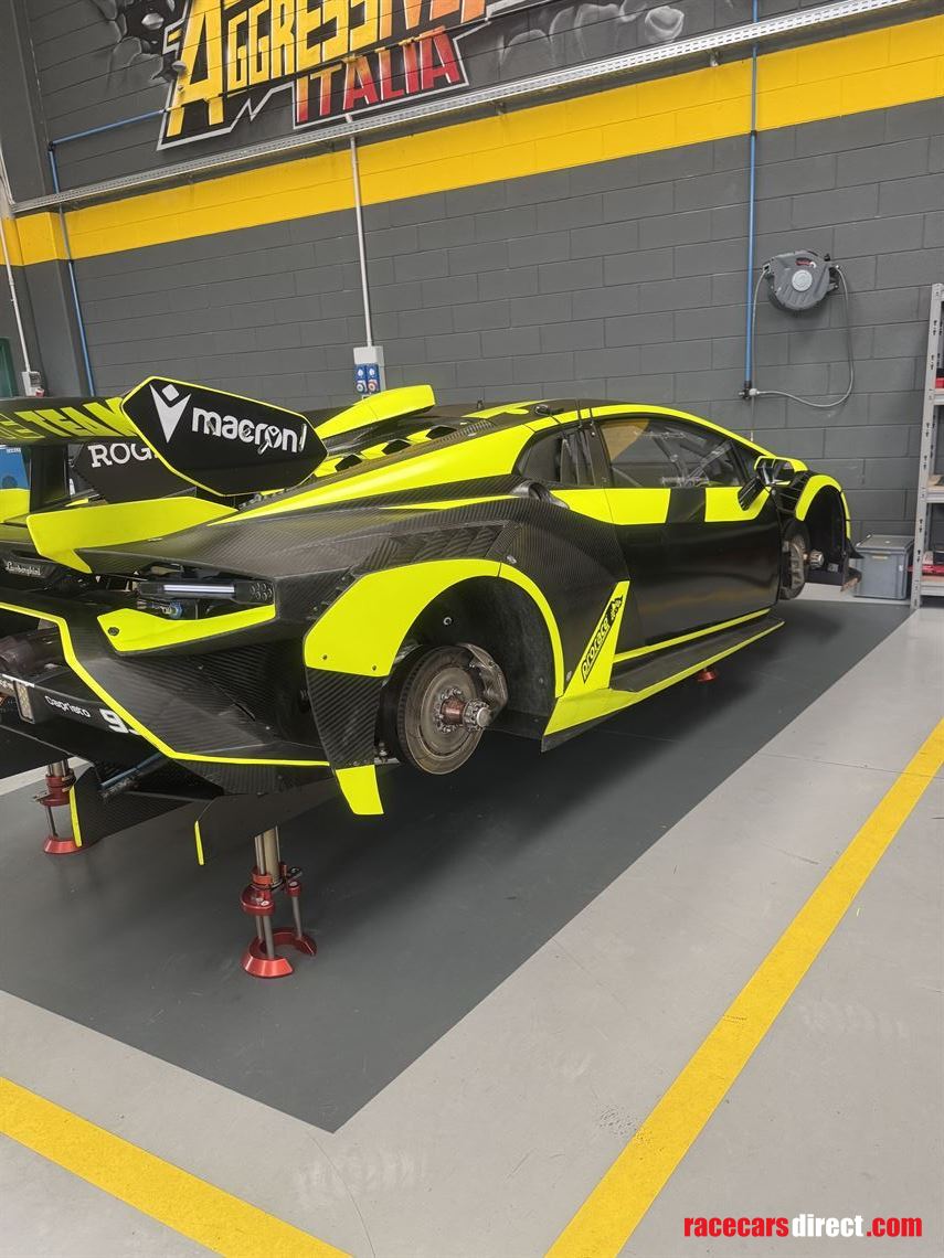 lamborghini-huracan-super-trofeo-evo-2