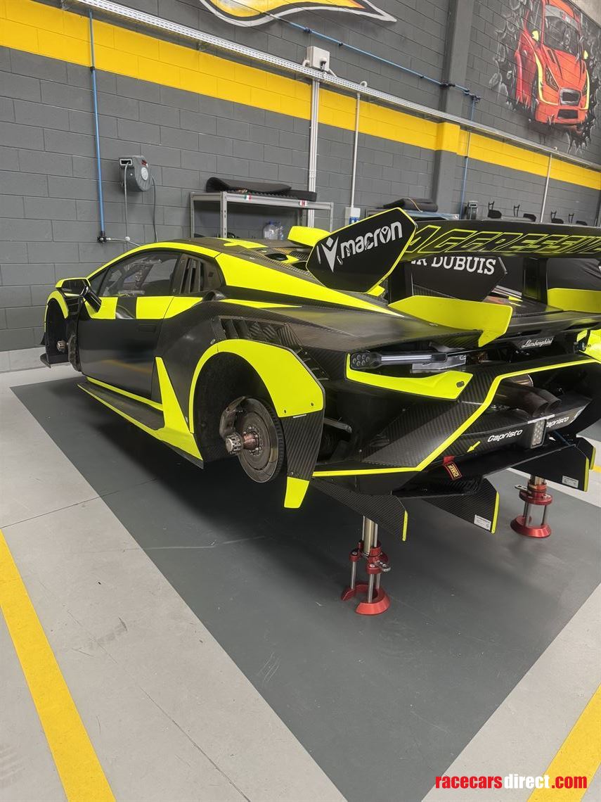 lamborghini-huracan-super-trofeo-evo-2