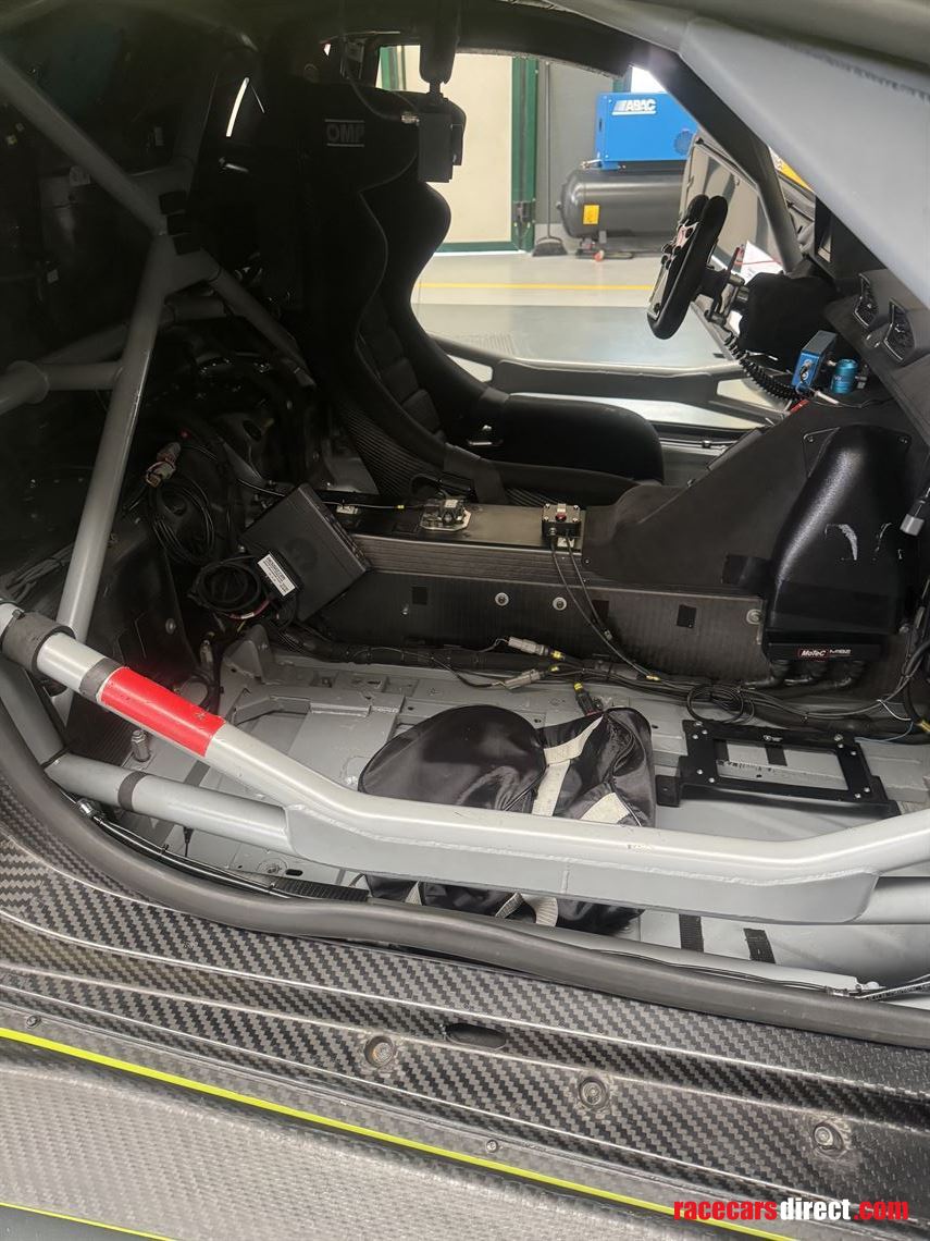 lamborghini-huracan-super-trofeo-evo-2