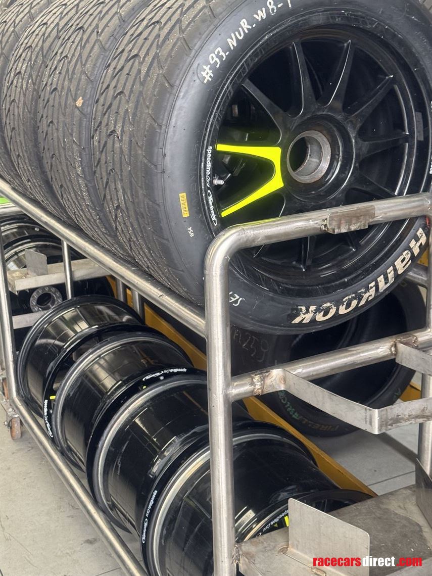 lamborghini-huracan-super-trofeo-evo-2