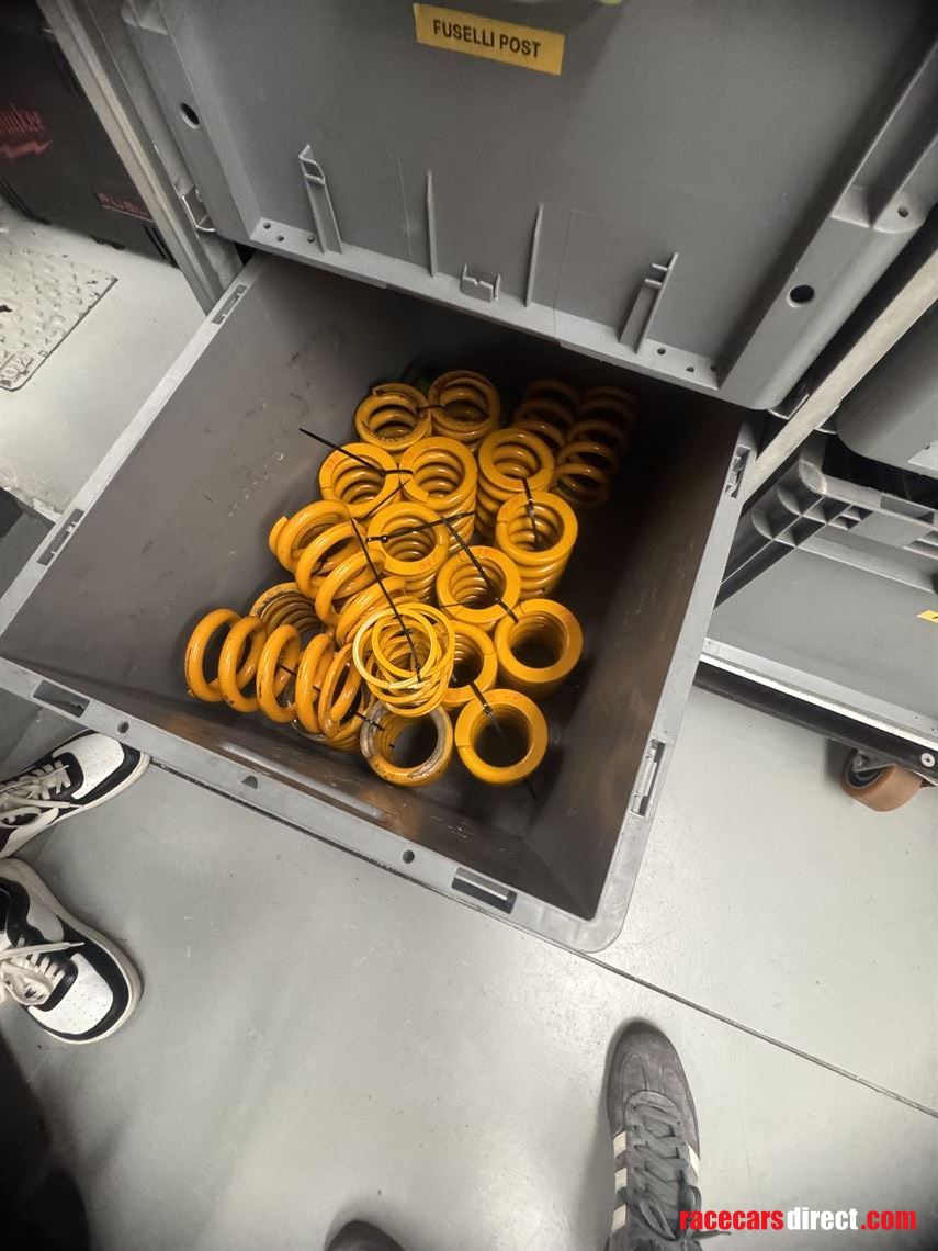 lamborghini-huracan-super-trofeo-evo-2