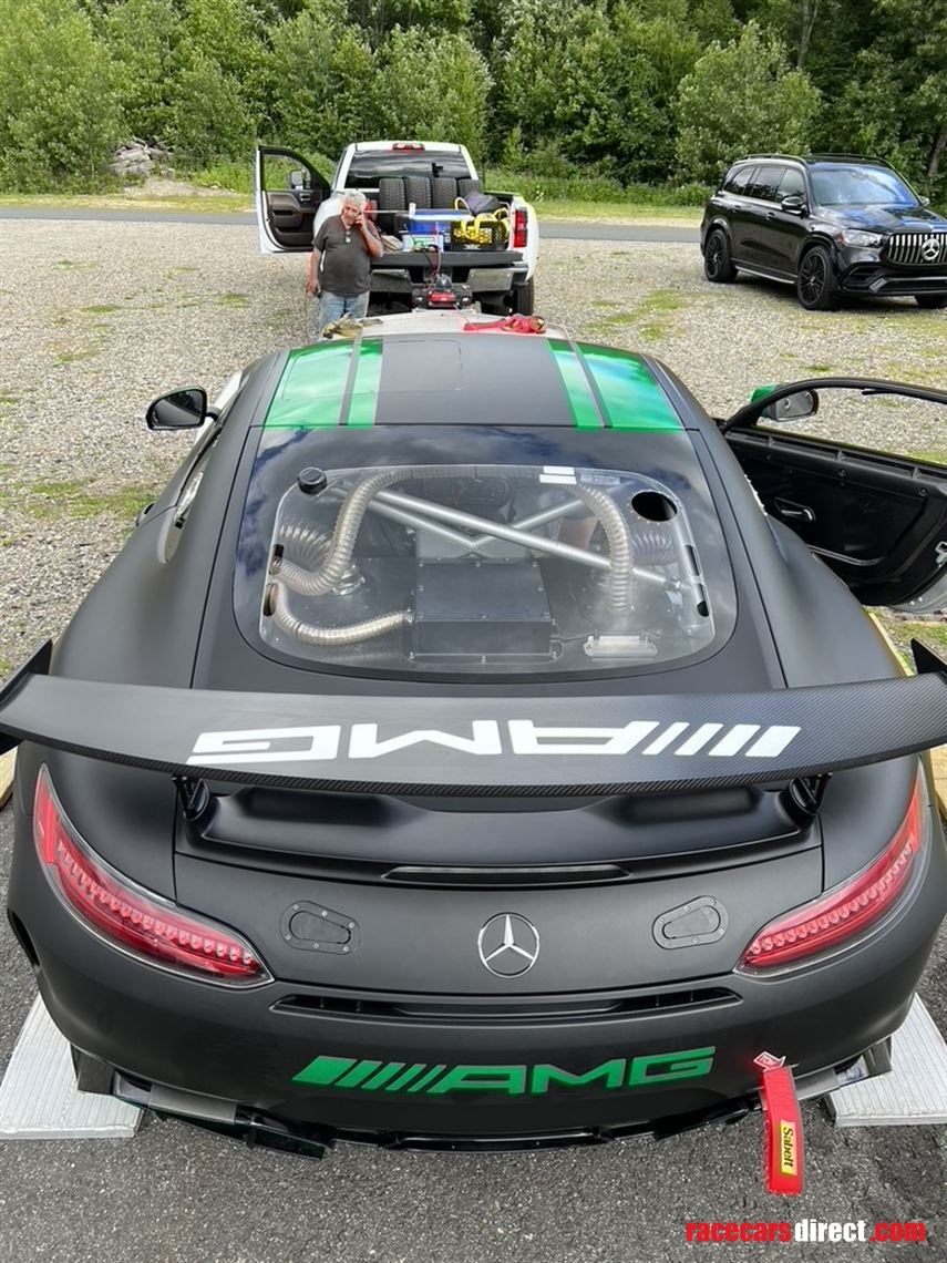 mercedes-amg-gt4-evo