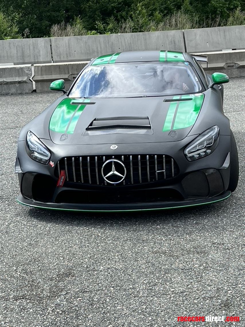 mercedes-amg-gt4-evo