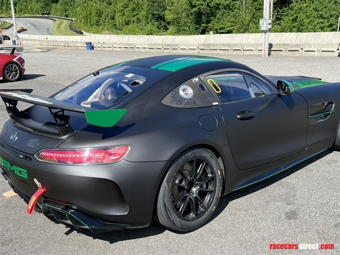 mercedes-amg-gt4-evo