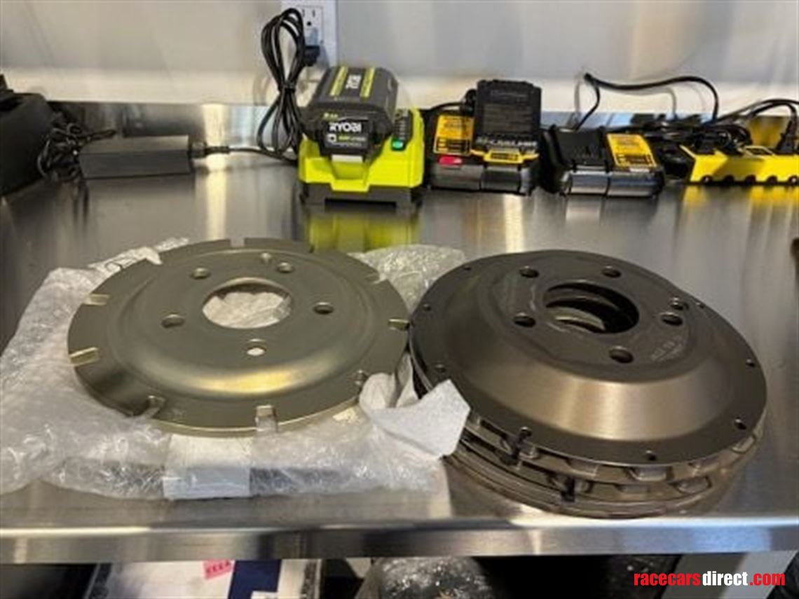 mercedes-amg-gt4-evo