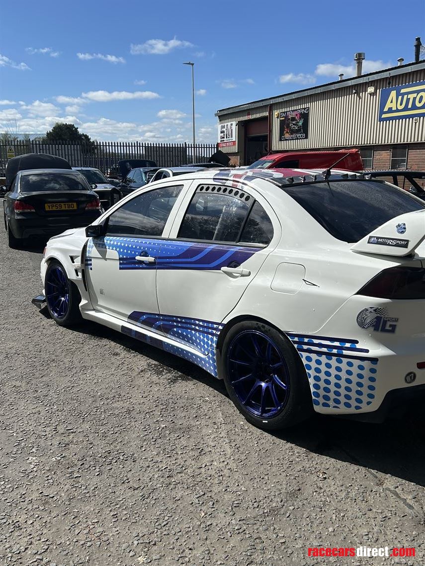 mitsubishi-lancer-evo-10-race-car