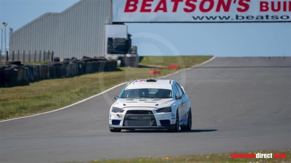 mitsubishi-lancer-evo-10-race-car