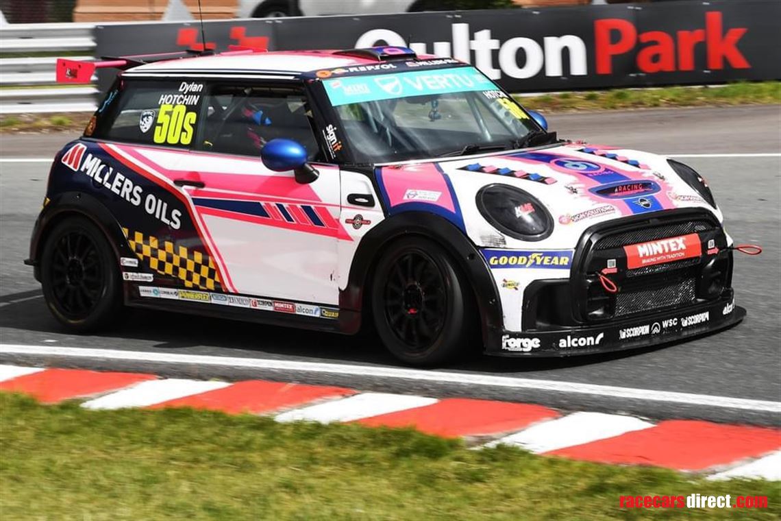 championship-winning-mini-jcw