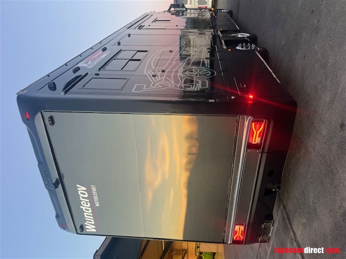 Racecarsdirect.com - STX Racing transporter and living