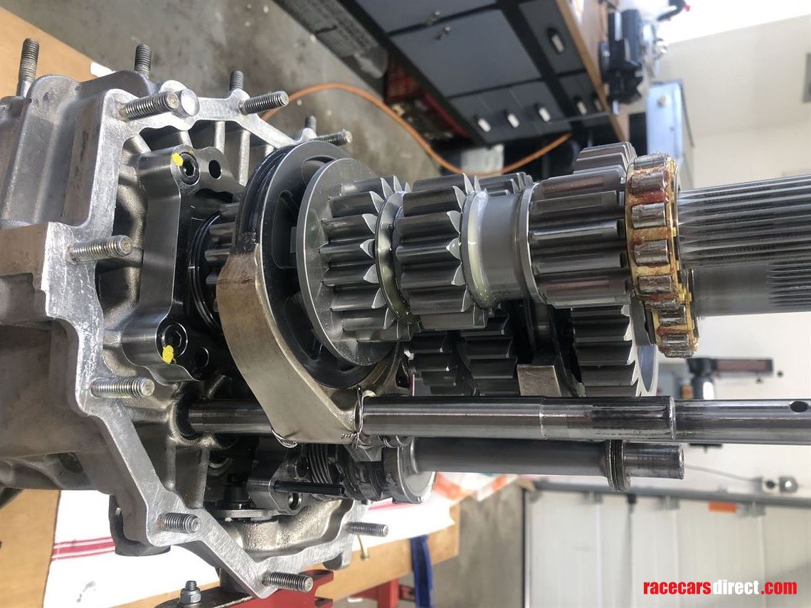 porsche-997-gt3-cup-38-487cv