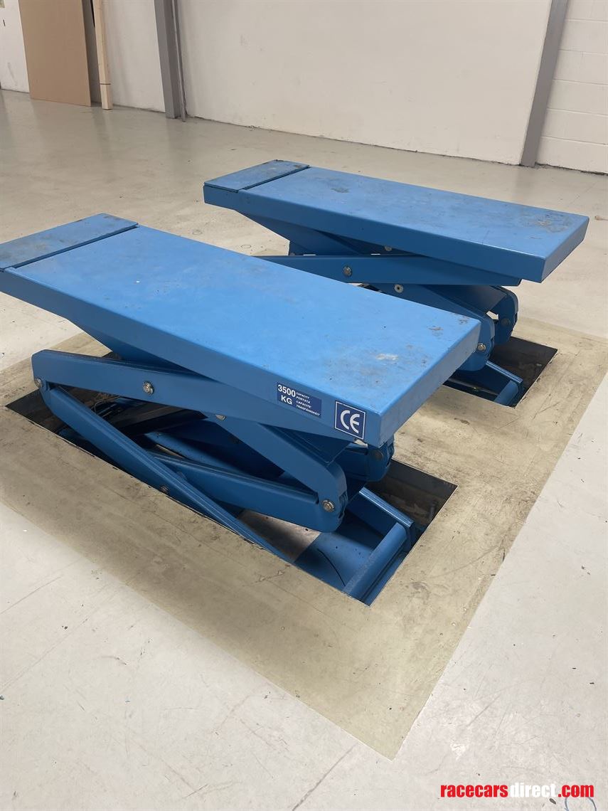 Racecarsdirect.com - x3 Hydraulic Scissor Lift / Ramp’s