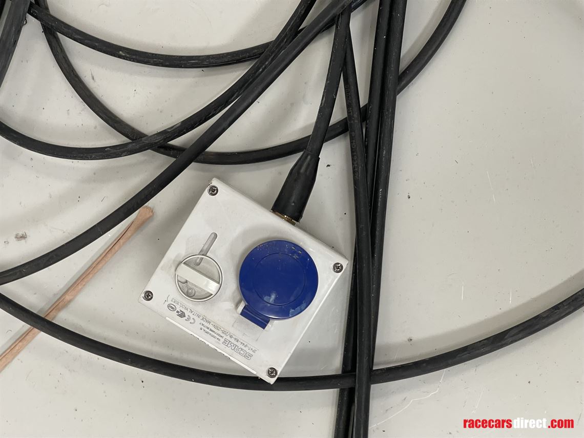 x3-hydraulic-scissor-lift-ramps