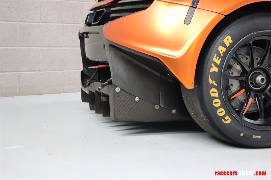 mclaren-650s-gt3-race-car-chassis-no-10-of-15