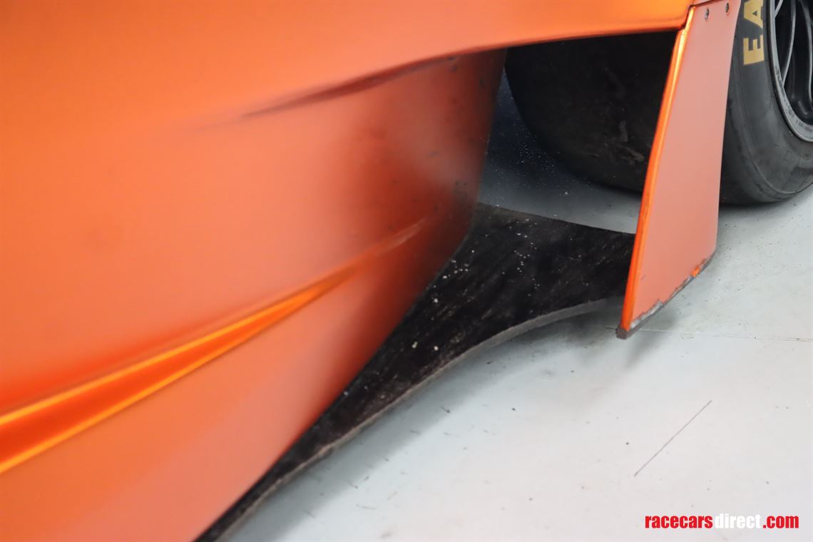 mclaren-650s-gt3-race-car-chassis-no-10-of-15