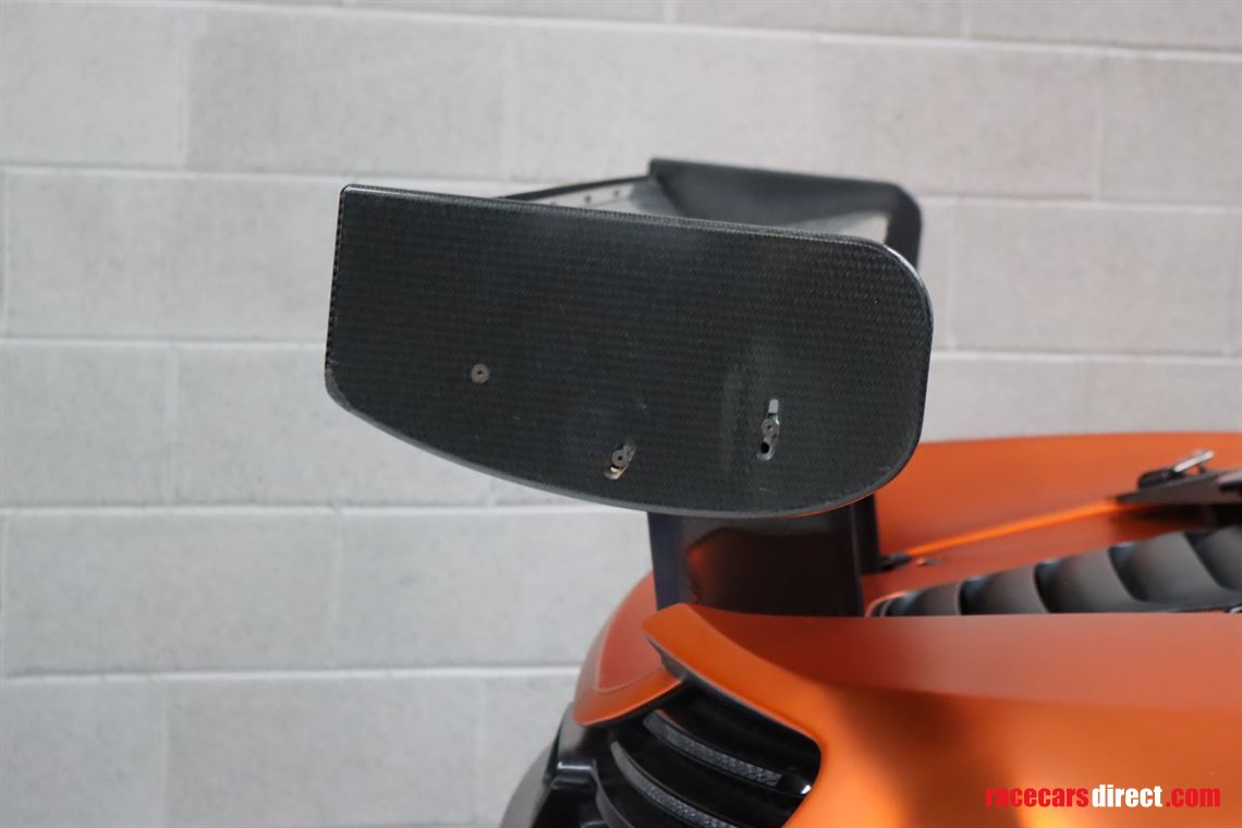 mclaren-650s-gt3-race-car-chassis-no-10-of-15