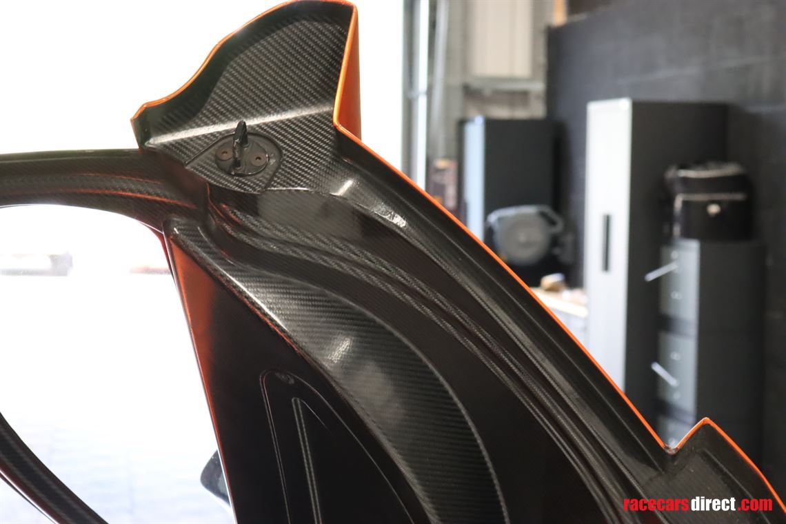 mclaren-650s-gt3-race-car-chassis-no-10-of-15