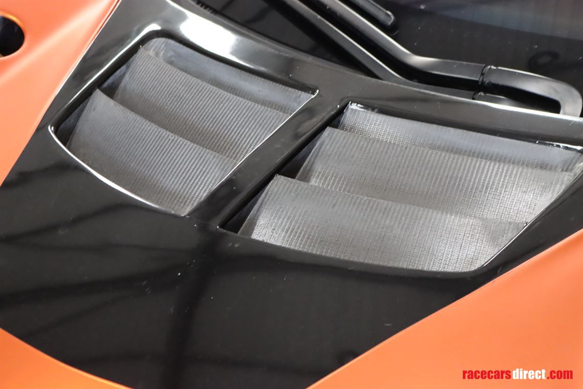 mclaren-650s-gt3-race-car-chassis-no-10-of-15