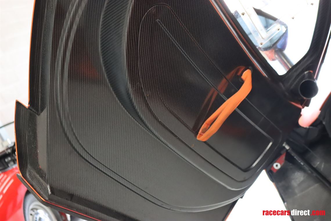 mclaren-650s-gt3-race-car-chassis-no-10-of-15