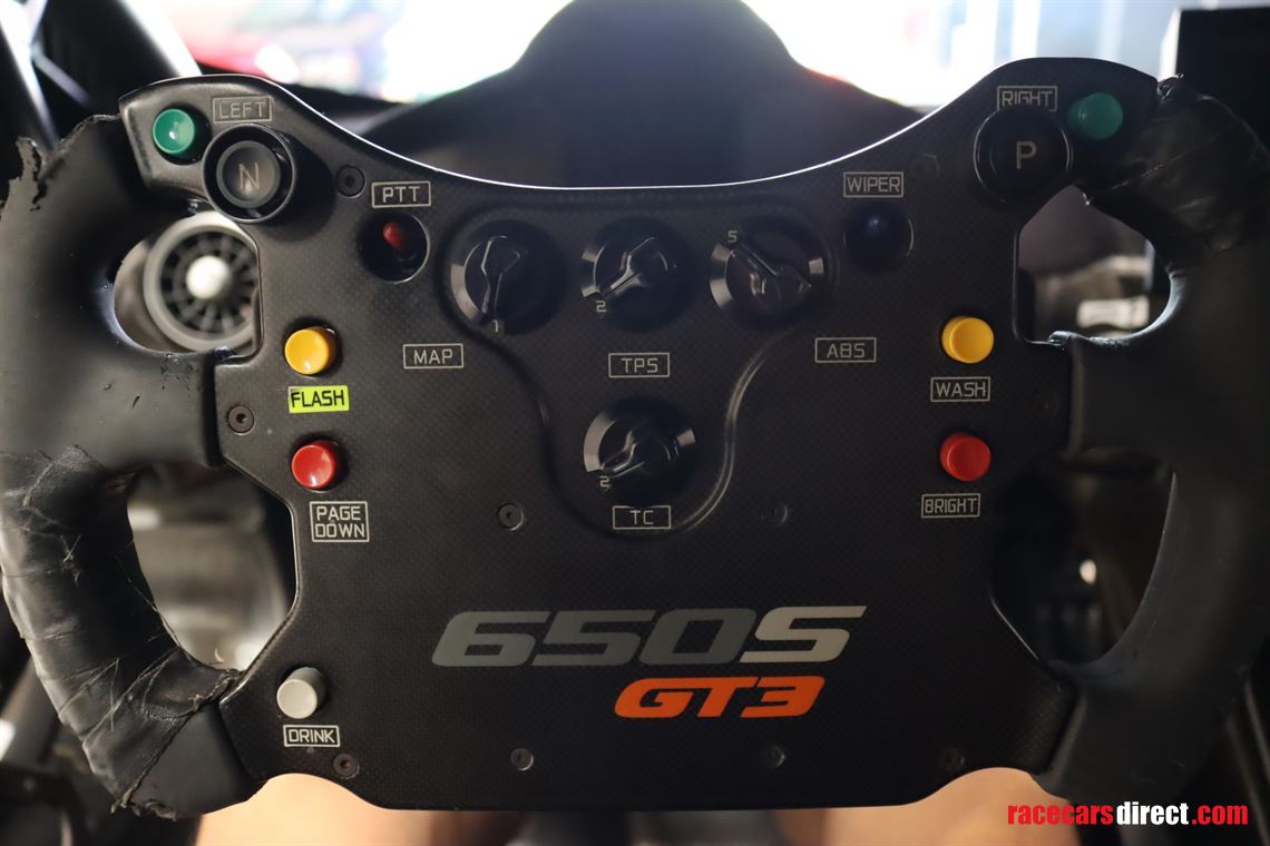 mclaren-650s-gt3-race-car-chassis-no-10-of-15