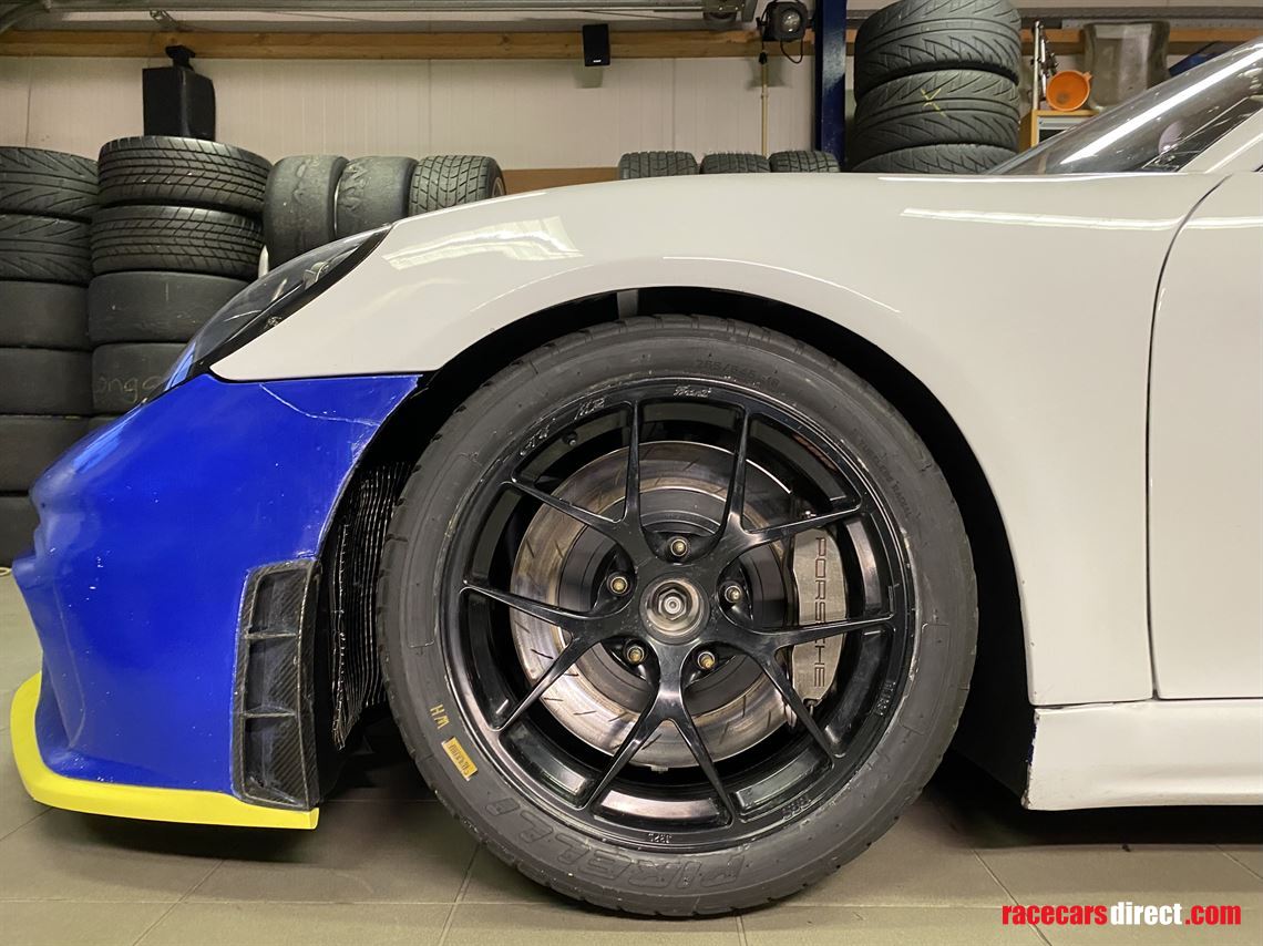 2019-porsche-718-gt4-manthey-racing